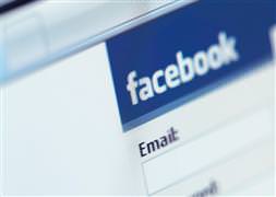 Google'dan Facebook'a sansür!