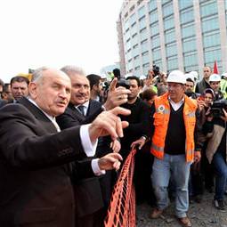 ’İstanbul daha fazlasına layık’