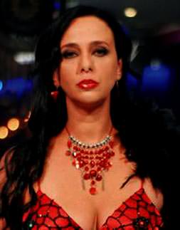 4 yıl sonra setlere döndü