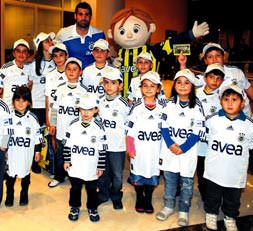 Yavru Kanaryalar’a jest