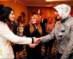 ’İlkokulda başörtüsü olmaz’