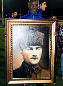 Yattara da Ata’yı andı!