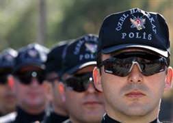 Polis Sarhos Olabilir Ancak Takvim