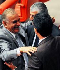 Vekillere 12 gün bayram