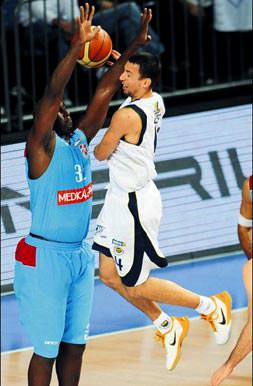 Potada dev derbi Fener'in