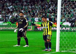 Fenerbahçe'de Emre sevinci