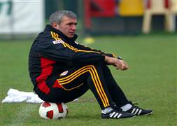 Hagi rotasyona gidecek