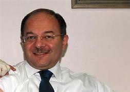 Sigara raftan tezgah altına inecek