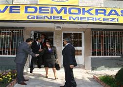 CHP'den BDP'ye ilk ziyaret