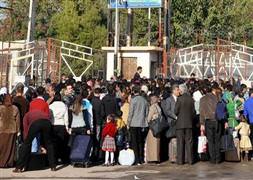 İki bin Suriyeli sınır kapısında