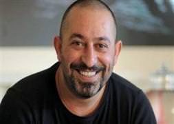 İşte Cem Yılmaz'ın yeni sevgilisi...