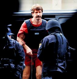 Lord’dan PKK’ ya cephane