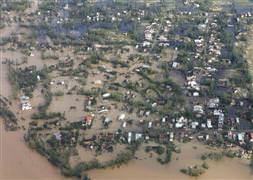 Vietnam'da sel faciası: 26 ölü