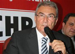 Deniz Baykal'dan adaylık sinyali