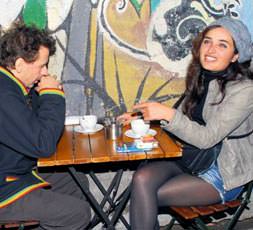 Sevgili değil kuzenim