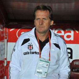 Schuster’den derbi yorumu