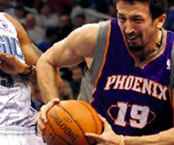 Hido 13 attı Suns mağlup