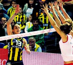 Fenerbahçe ezip geçiyor