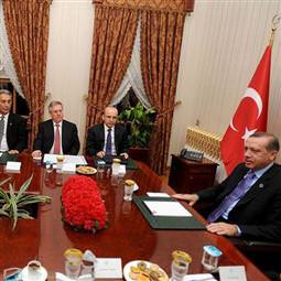 Başbakan başkanlarla birarada
