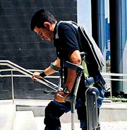 Felçlileri yürüten pantolon