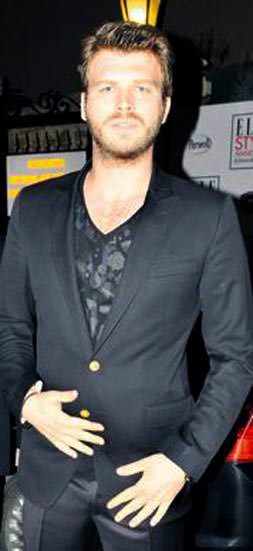 Kıvanç’a nazar değdi