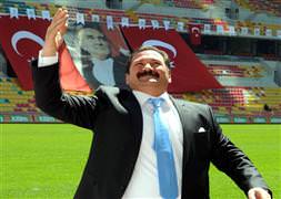 Vedat Ali Özışık istifa etti