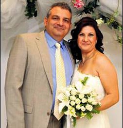 Çocukluk aşkını facebook'ta buldu