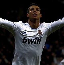 Houllier'den itiraf: Kewell var diye Ronaldo’yu almadım