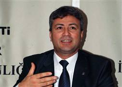 Ak Parti'de beklenmedik istifa