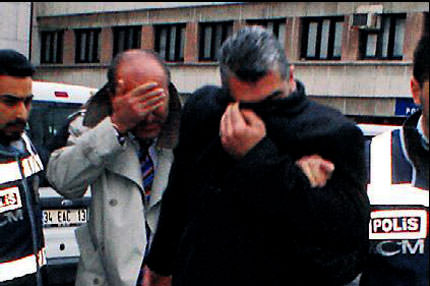 Orduevinde sahte para operasyonu