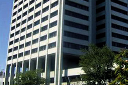 Sıcak paraya faiz darbesi