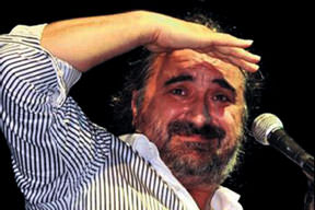 Yerdiği ülkede konser verdi!