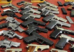 Kuşadası'nda silah operasyonu