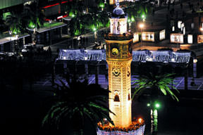 İzmir öncelikle geleceğinin ne olacağına karar vermeli