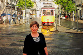 İzmir'in ihtiyacı tanıtım