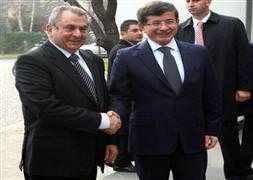 Davutoğlu, KKTC Başkanı ile görüştü