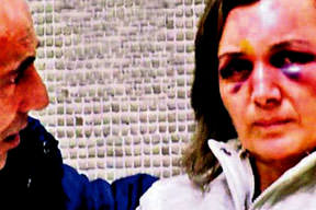 Ablanı bıçakladım gel al