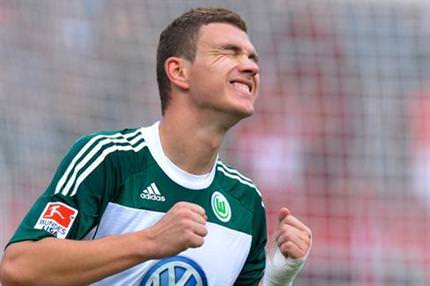 City Dzeko'yu bitiriyor