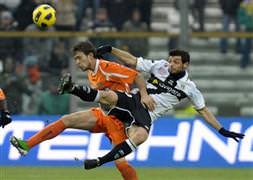 Son hedef: Floro Flores