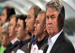Hiddink Chelsea’nin başına geçmeyecek