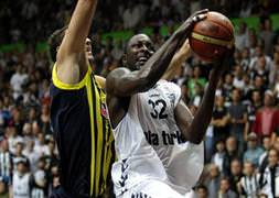 Yıldız oyuncu süresiz kadro dışı