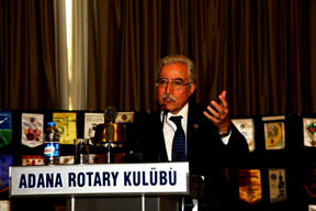 Adana'da ilginç istifa