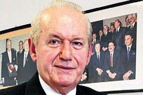 Mahalle takımları gibi oldular