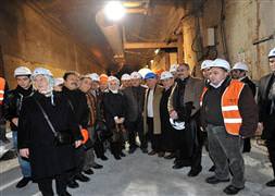 Denizin 42 metre altında kahvaltı