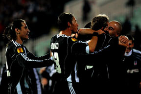 Yolcular kampa gelecek