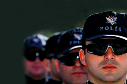 Polise askerlik müjdesi