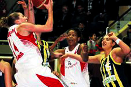 Kanarya zorlandı: 89-83