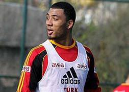 Kazım'ın elini kolunu bağladılar