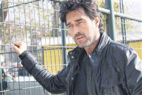 Suna kimseye güvenmiyor