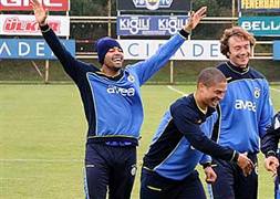 Ve Andre Santos bardağı taşırdı